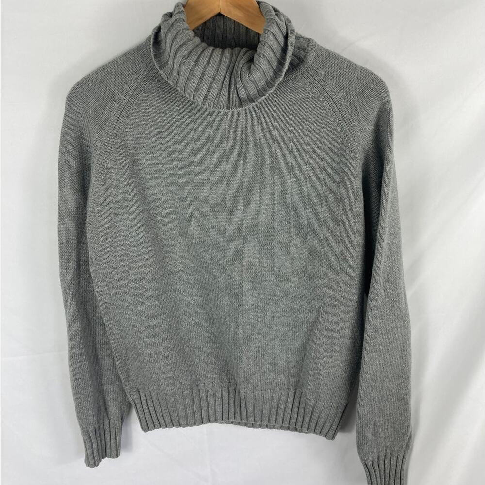 Pria Grey Turtleneck Sweater Grey Size Large